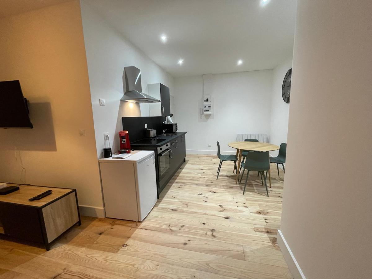 Residence Croix D'Anzin 瓦朗西纳 外观 照片